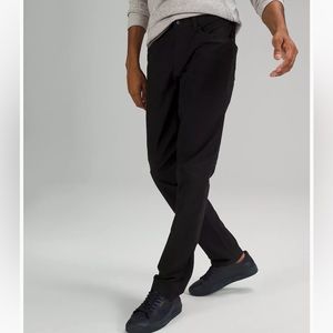 LULULEMON Men’s ABC Fit Pants